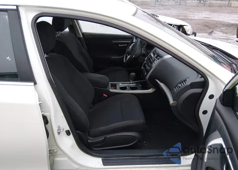 2015 Nissan Altima 2.5 S from USA, damaged, VIN 1N4AL3AP7FN322192